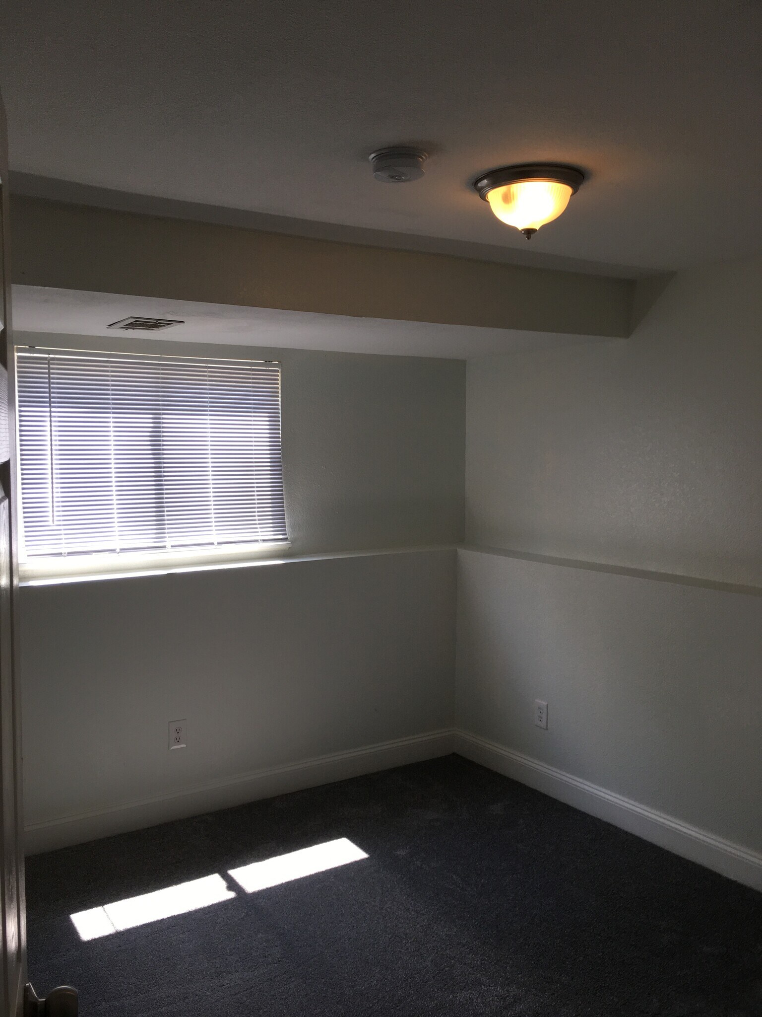 Building Photo - 13120 Grove Pl