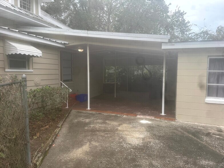 Building Photo - 402 NW 3rd Ave