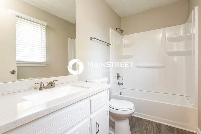Building Photo - 3 Bedroom Pet-Friendly Home in Snellville,...
