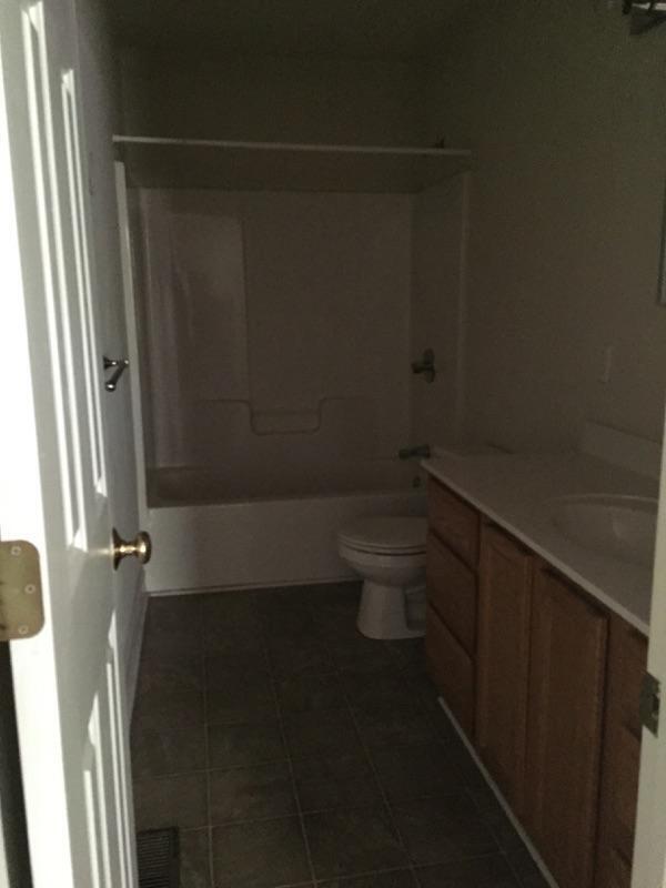 Building Photo - 250 Summerpine Pl