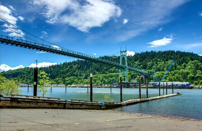 Building Photo - 6625 Amherst N St