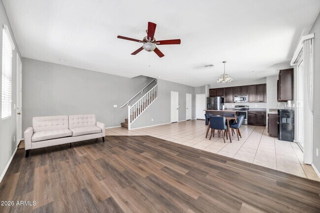 Building Photo - 7770 W Alvarado Rd