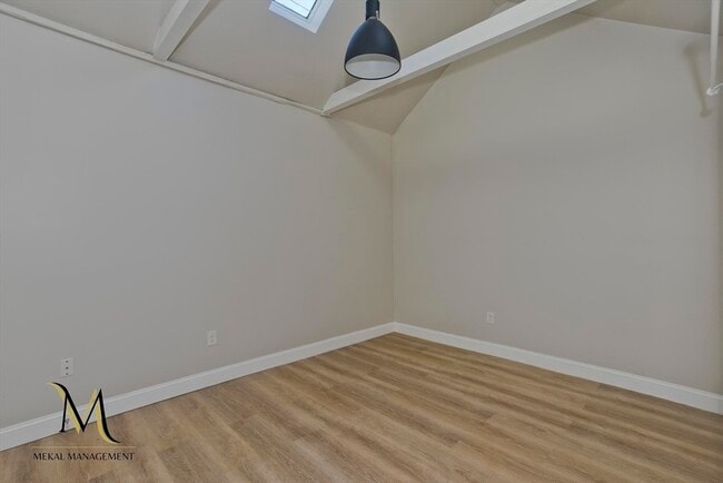 Building Photo - 78 Elm St