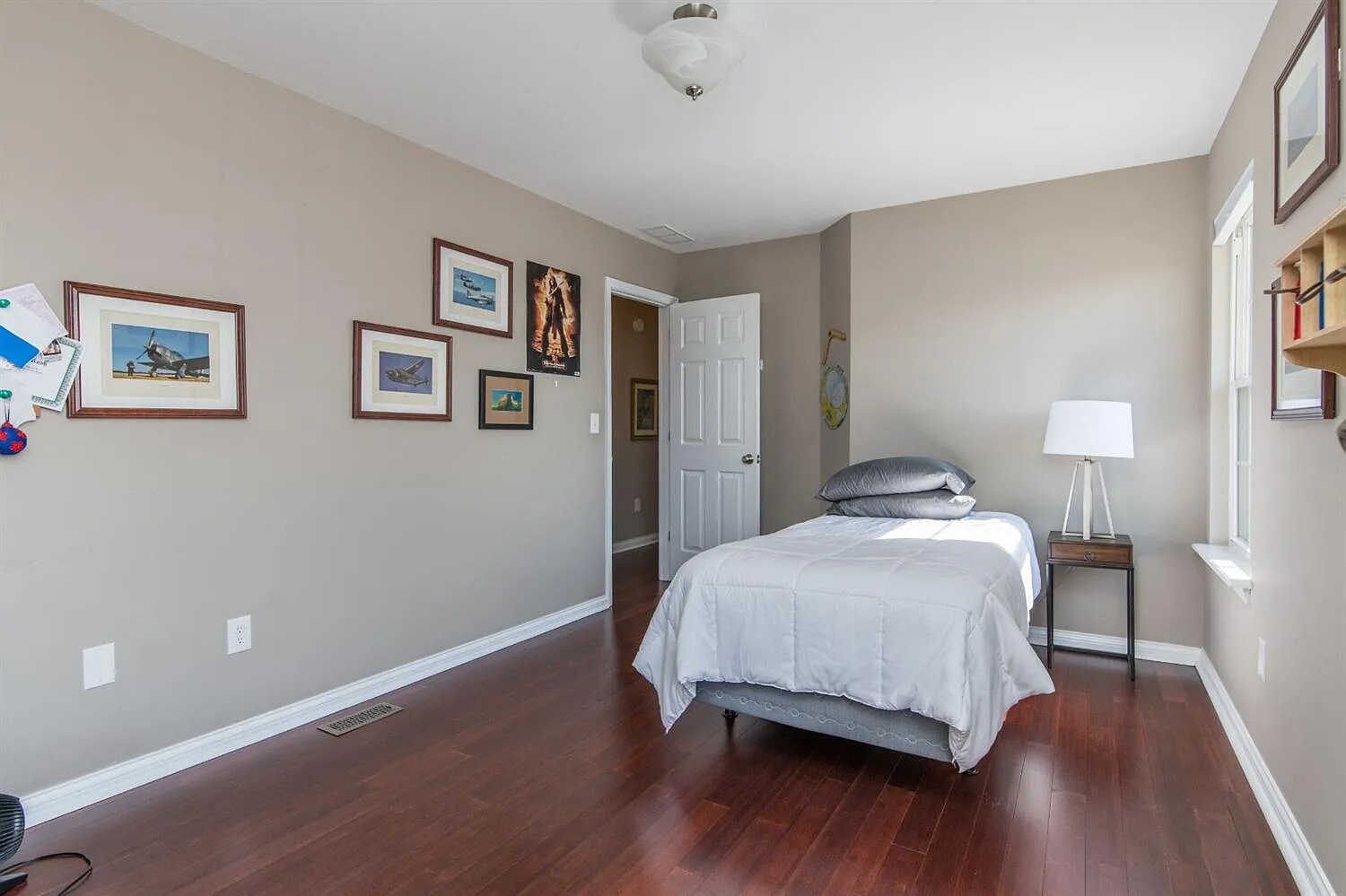 Building Photo - 4616 Landing Dr