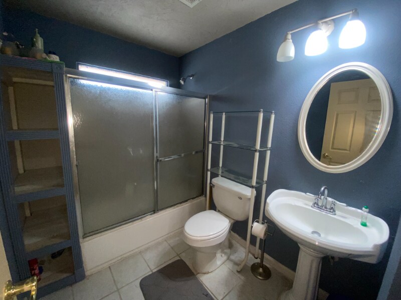 Building Photo - 3277 Barron Ave