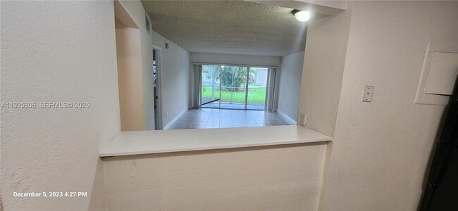 Building Photo - 4235 N University Dr