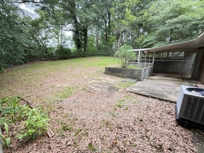 Building Photo - 4712 Eton Dr