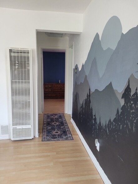 Building Photo - 1304 Spence Ave SE
