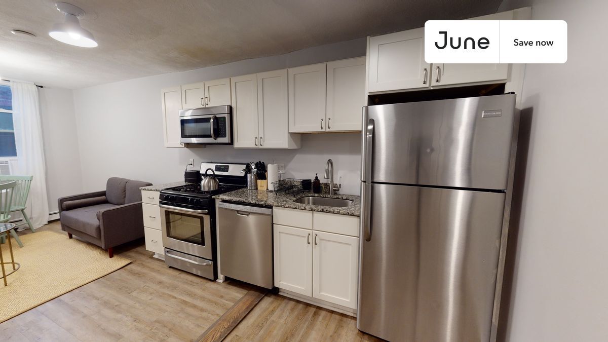 Building Photo - 36 N Bennet St