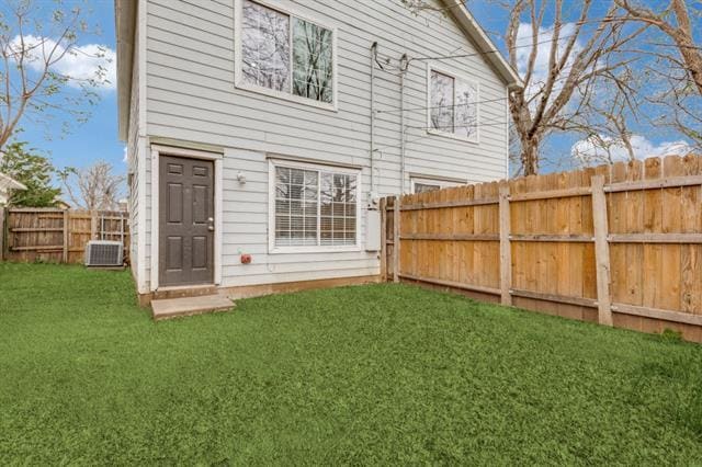 Building Photo - 1911 May St