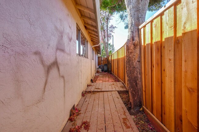 Building Photo - 683 Arbutus Ave