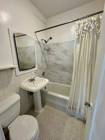 Building Photo - 3465 22nd St