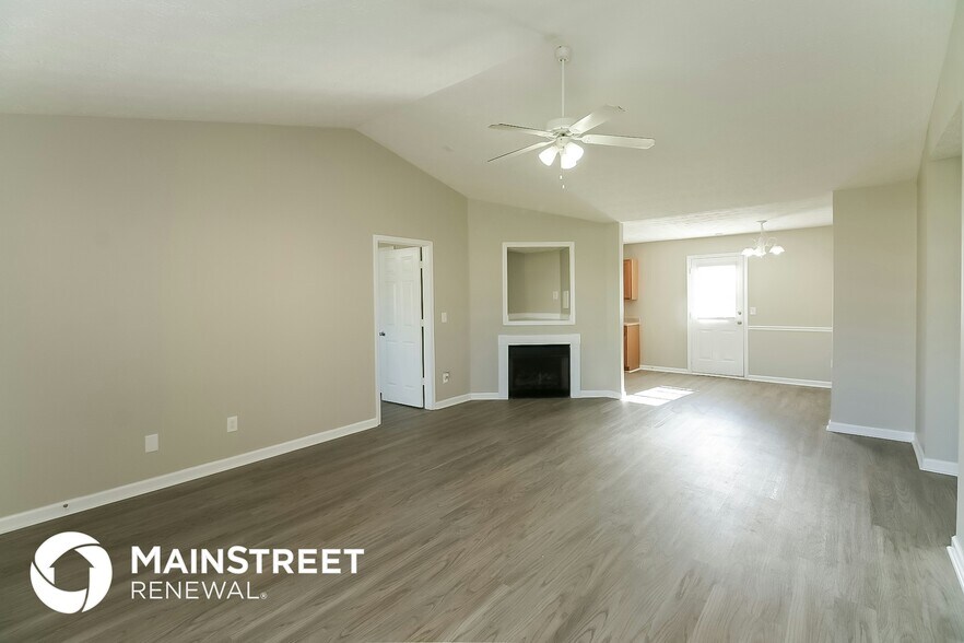 Building Photo - 10950 Cimmaron Ct