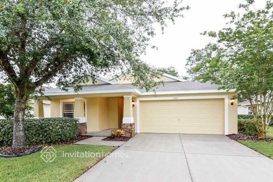 Building Photo - 13037 Old Florida Cir