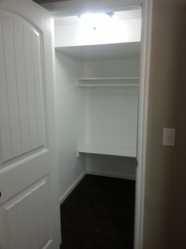 Closet Bedroom 1 - 864 E 200 S