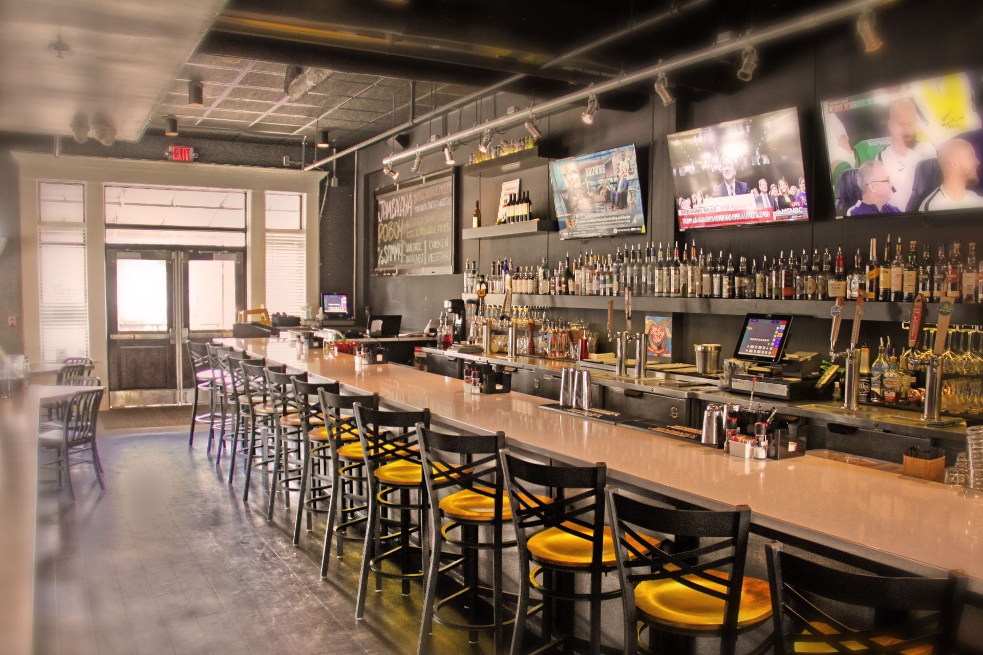 Building Photo - 1303 Main St N