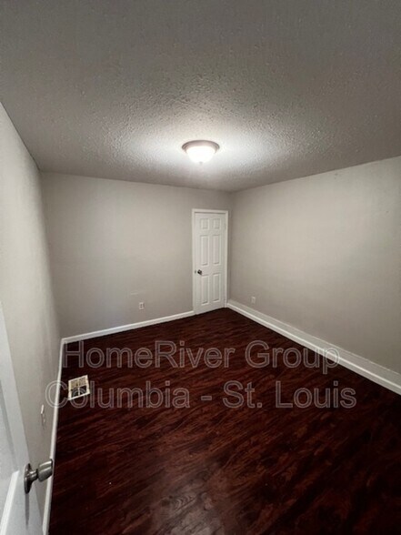 Building Photo - 311 Monroe St