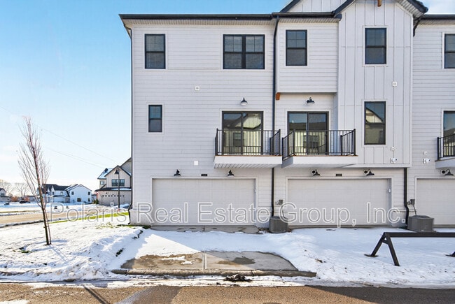 Building Photo - 4390 Douro Trl