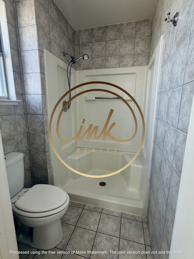 Building Photo - Lovely Carson City Home