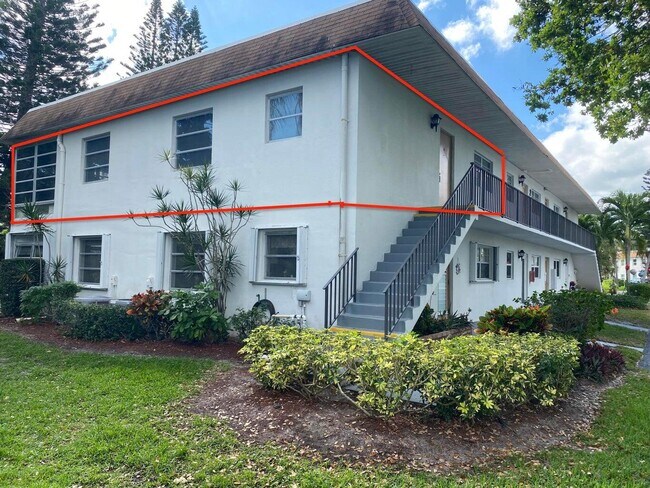 Building Photo - 2950 SE Ocean Blvd