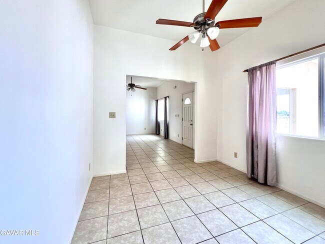 Building Photo - 41380 156th St E