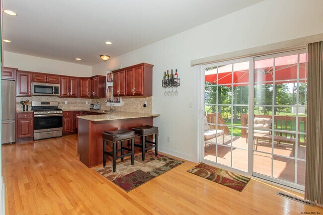 Building Photo - 106 Balsam Way