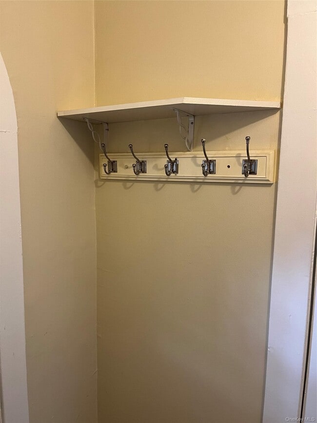 Building Photo - 3 Daniel Pl