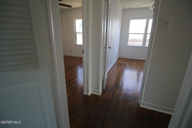 Building Photo - 3200 Richmond Ave