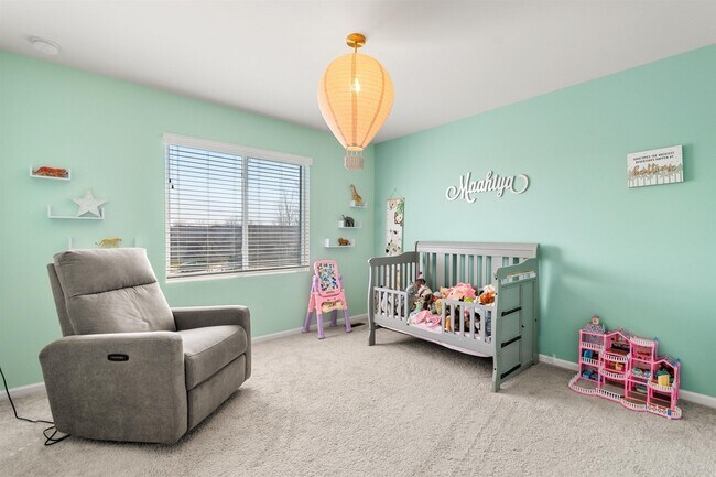 Building Photo - 2136 Wiltshire Dr