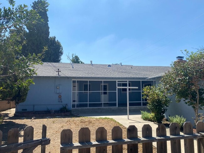 Building Photo - Home for Rent near Orange Circle