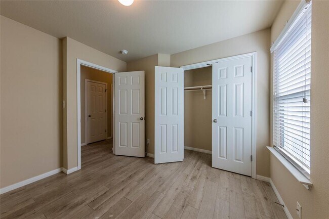 Building Photo - 15111 Verela Dr