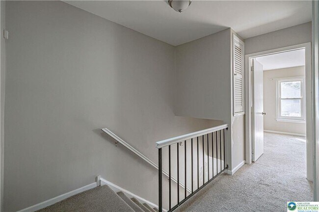 Building Photo - 1405 Presidential Dr