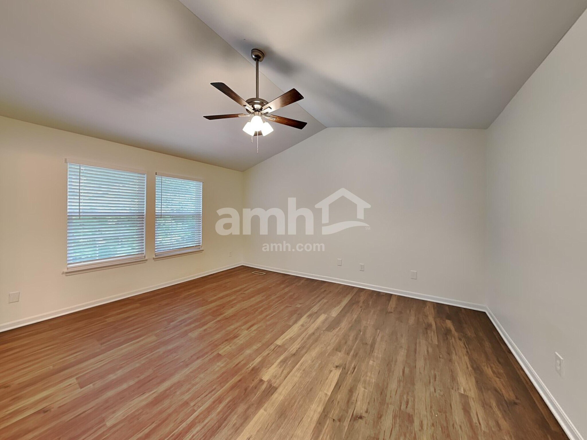 Building Photo - 4250 Hidden Creek Ct