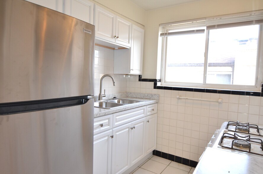 Building Photo - 2532 Williams Ave