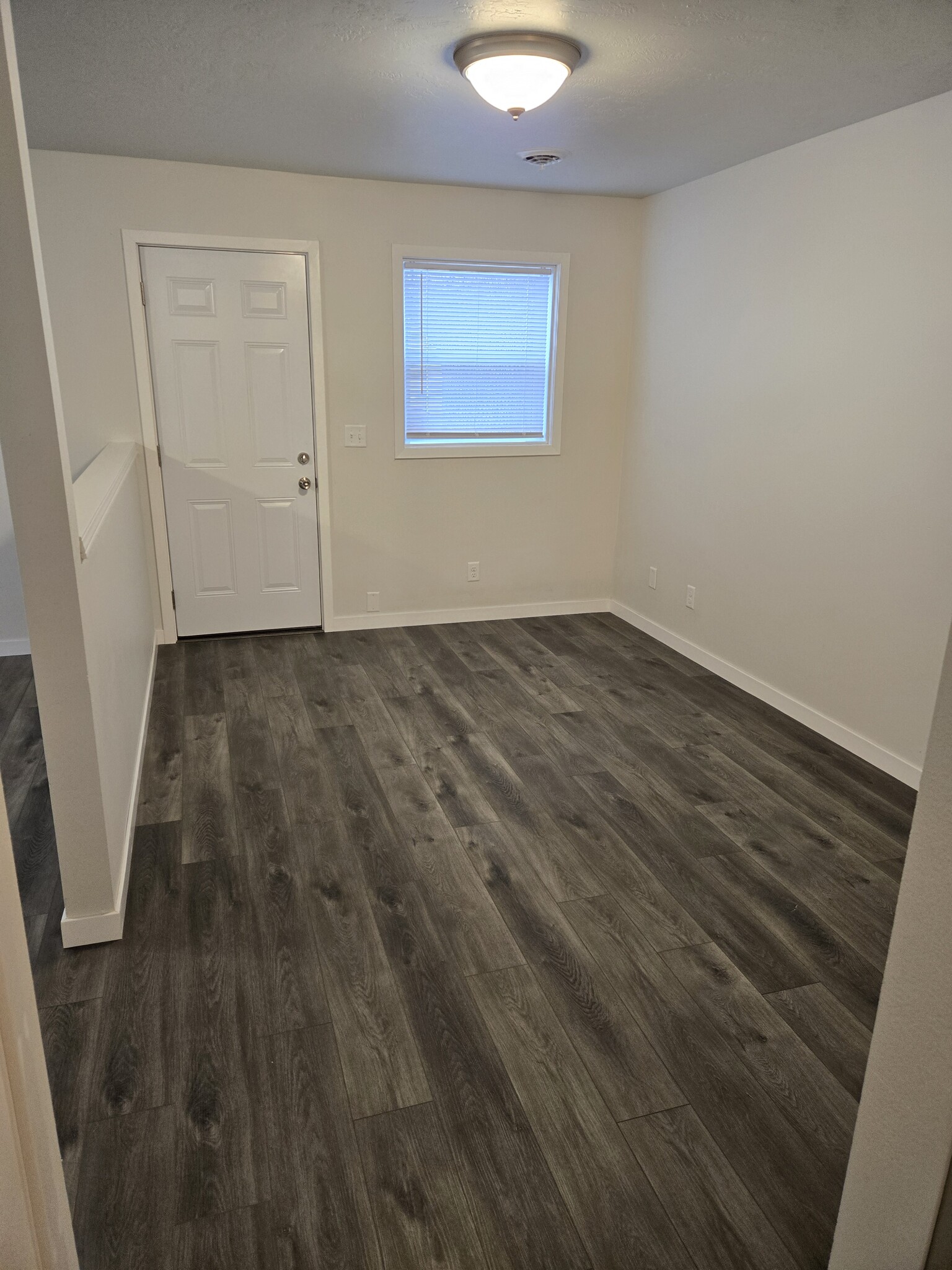 Building Photo - 221 Barre St