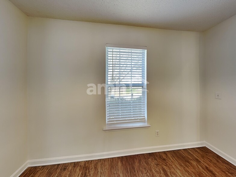 Building Photo - 759 Bradberry Ln