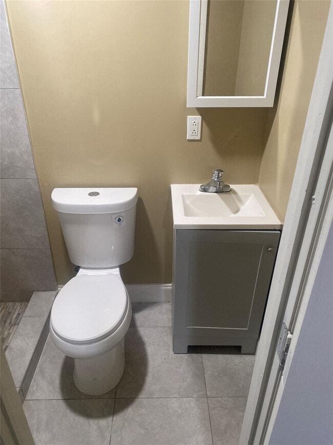 Building Photo - 5709 NW 23rd St