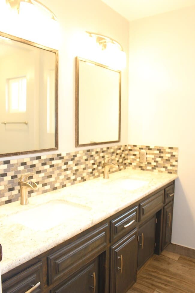 Building Photo - 6509 Kearsarge Way