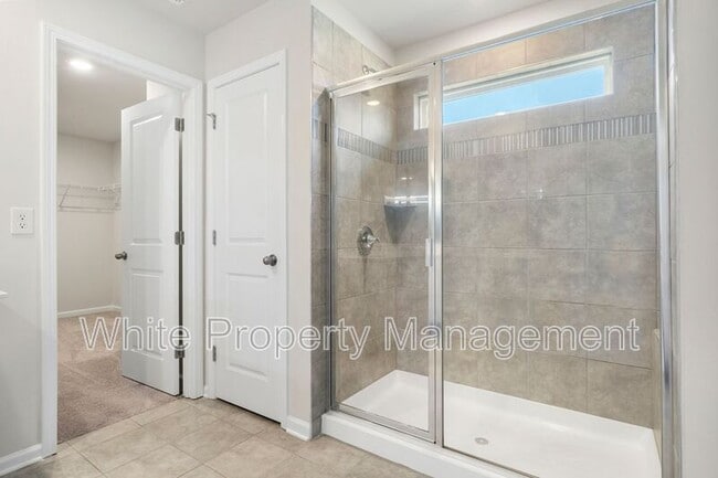 Building Photo - 2039 Morning Gold Dr