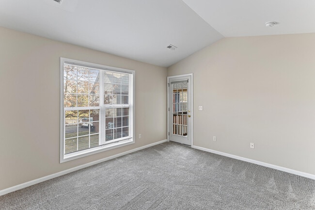 Building Photo - 28471 Carlton Way Dr