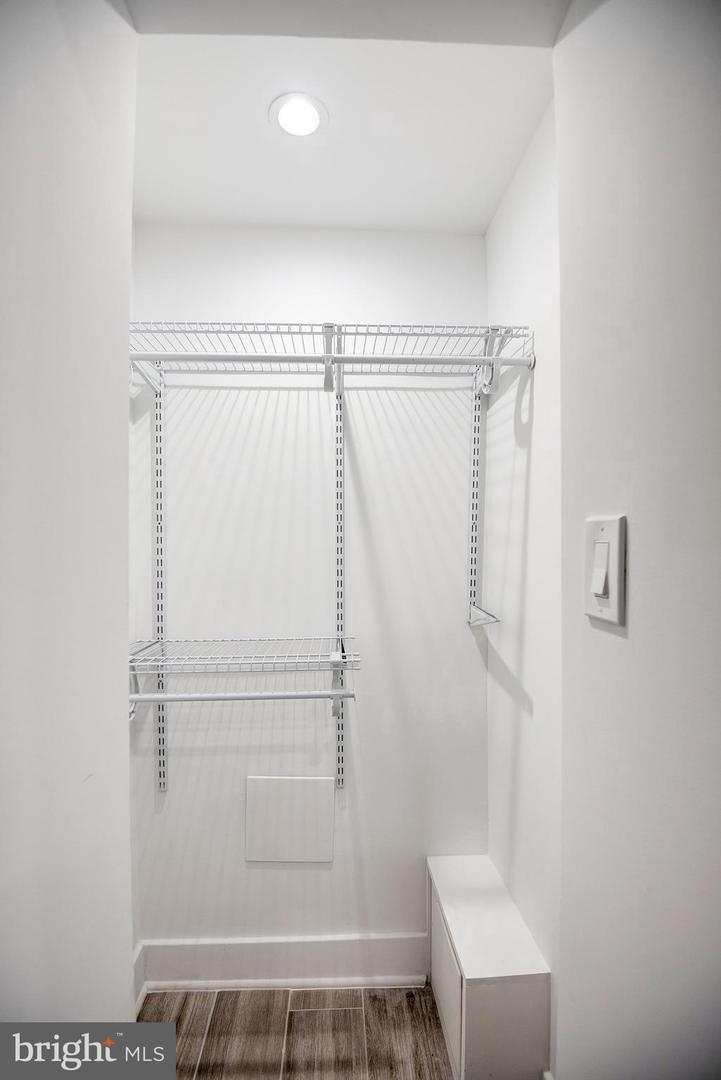 Walk-in Closet - 1808 Benning Rd NE