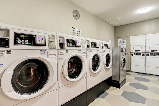 Building Photo - 3614 Montrose Blvd