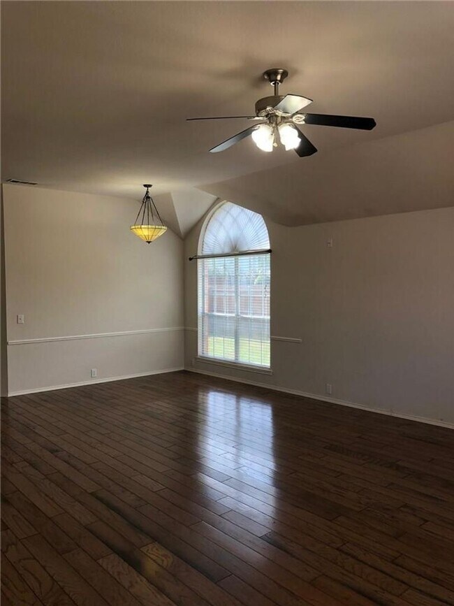 Building Photo - Beautiful 4 Bedroom, 2 Bath Home for Lease in Plano!