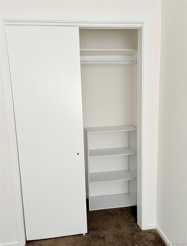 Building Photo - 1203 Village Dr