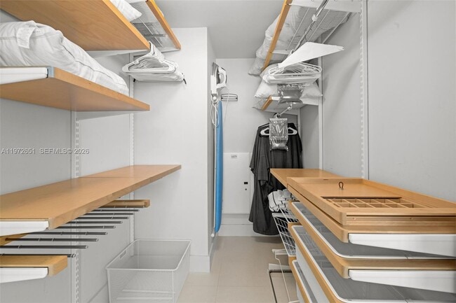 Building Photo - 6801 Collins Ave