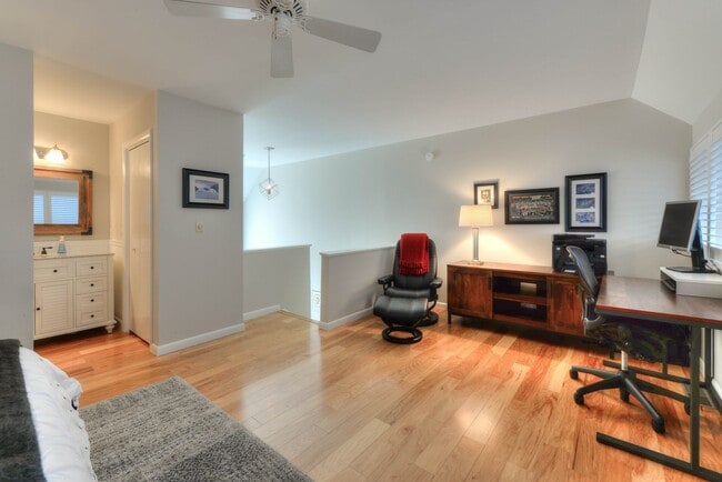 Building Photo - 2 BR, 2 BA Spring Lake Condo