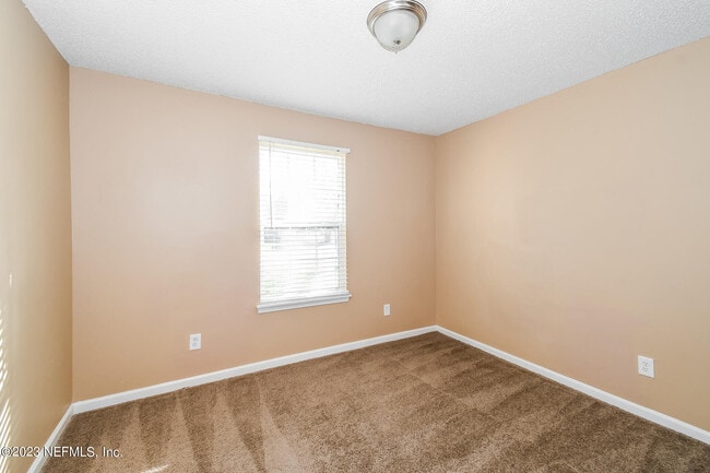 Building Photo - 12290 Cobblefield Cir N