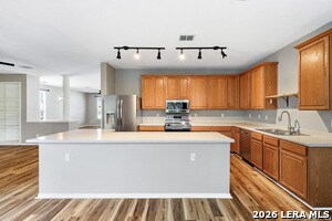Building Photo - 7101 Avery Rd