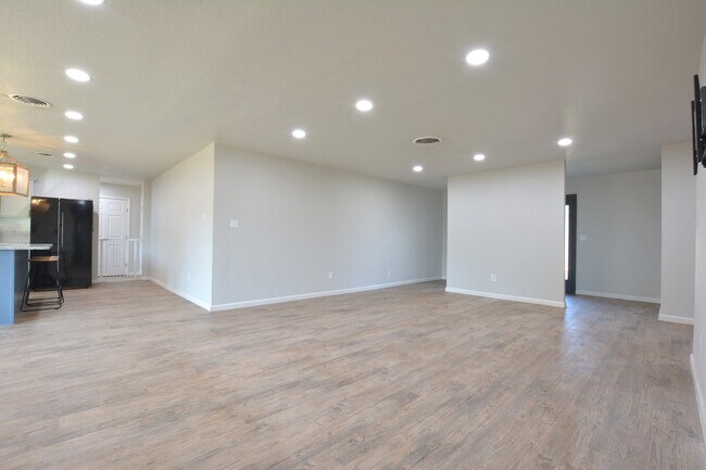 Building Photo - 5227 15th St