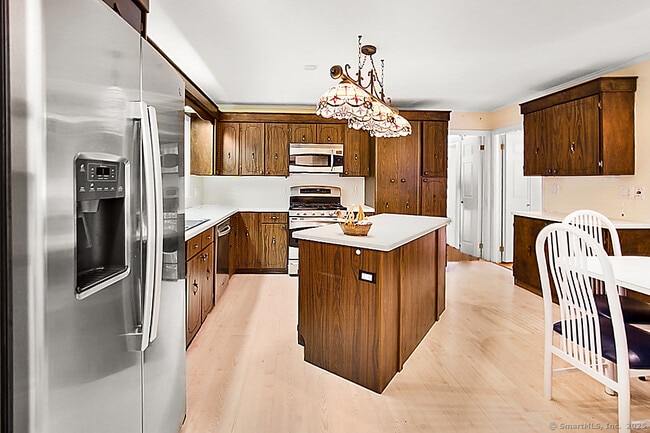 Building Photo - 2180 Cross Hwy